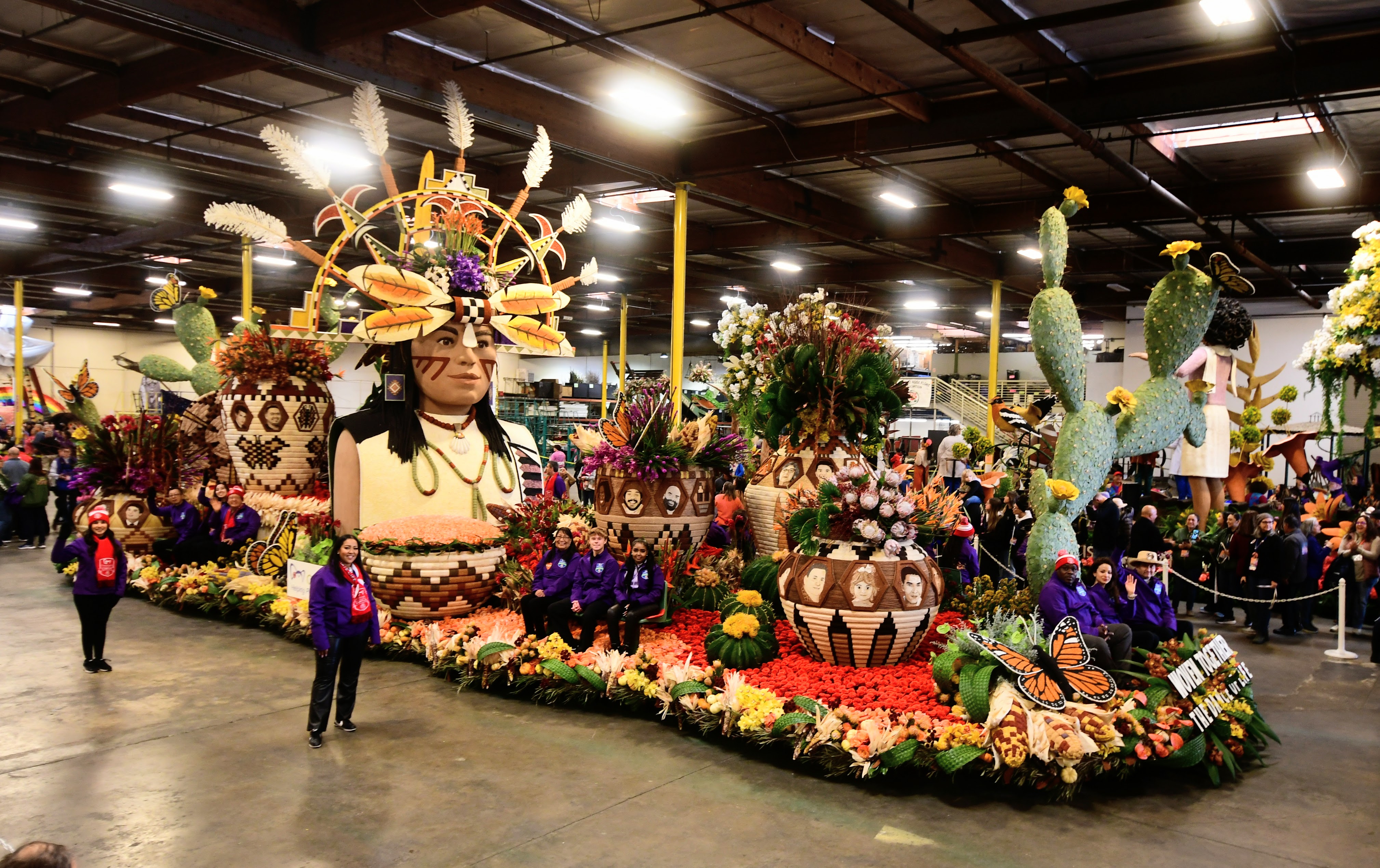 rose parade float