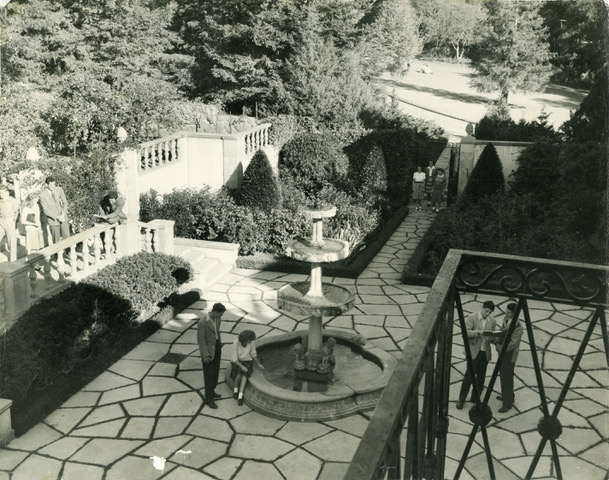 Kerrwood President's Patio 1950s