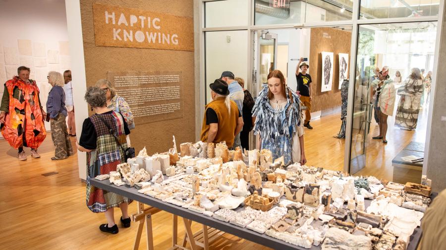 Haptic Knowing Opening