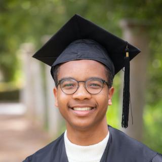 Luvuyo Magwaza Headshot