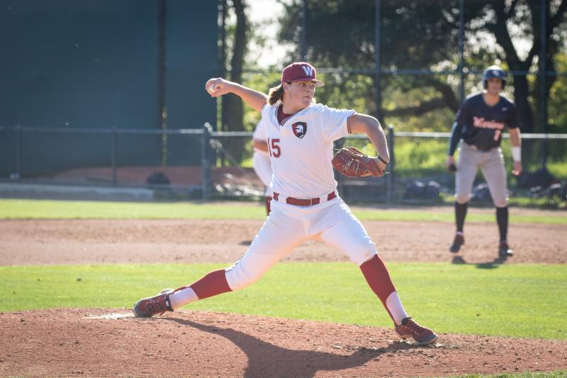 Bryan Peck pitches