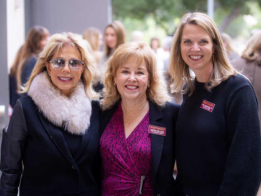 Anna Grotenhuis, Denice Fellows and Kim Crawford '00