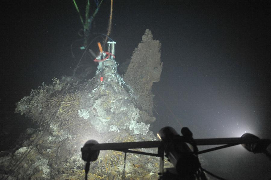 Photo Credit: UW/NSF-OOI/CSSF
