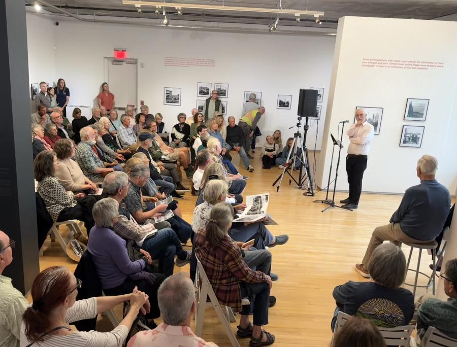 Dennis Doordan Lecture Crowd