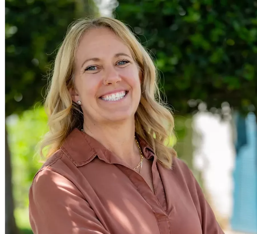 Heidi Lundquist Jones