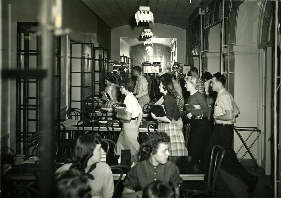 Kerrwood loggia, 1950s