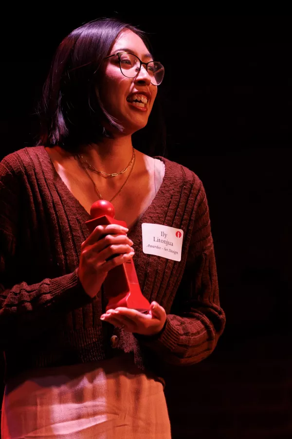 Ily Litonjua accepting her Indy (courtesy)