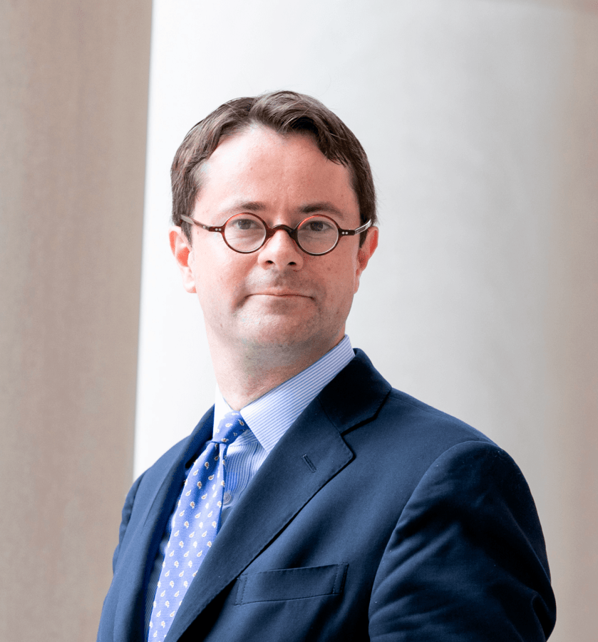 Author Tyler J. VanderWeele