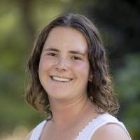 paula winkler headshot