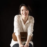 Hyo Jin Lee